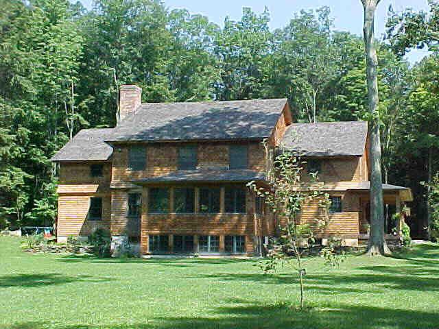 Building photograph for 472 UNDERMOUNTAIN ROAD